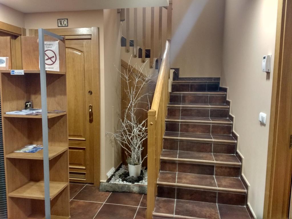 Casa Tau Guest House Larrasoana Eksteriør bilde